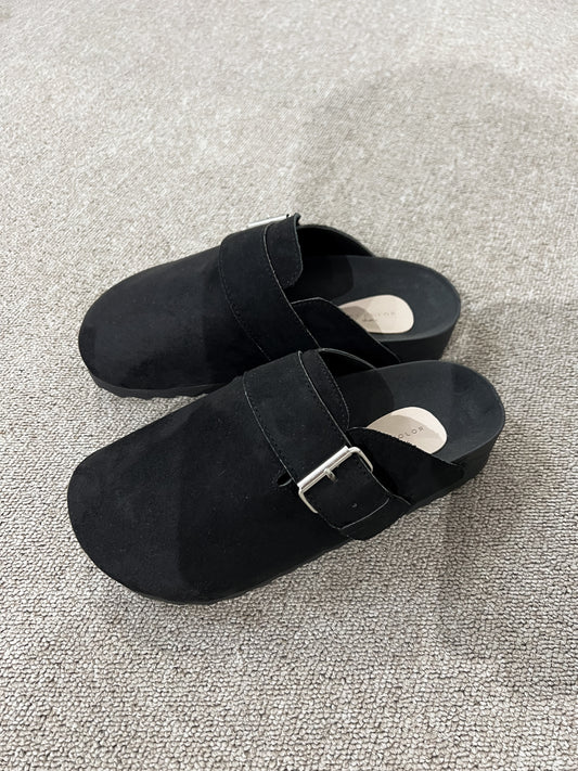 Clogs black